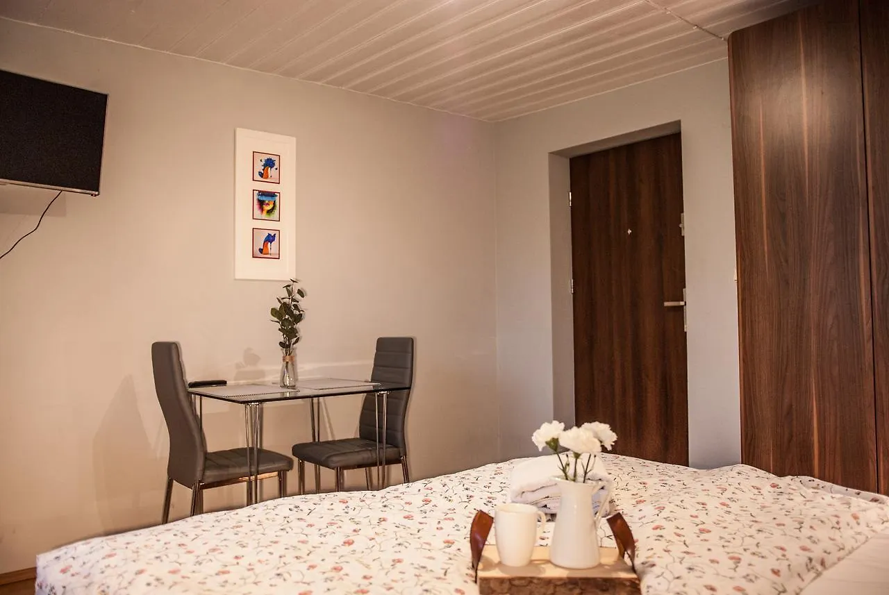 Gimnazjalna 5 - Apartamenty I Pokoje W Centrum Zakopanego شقة زاكوباني